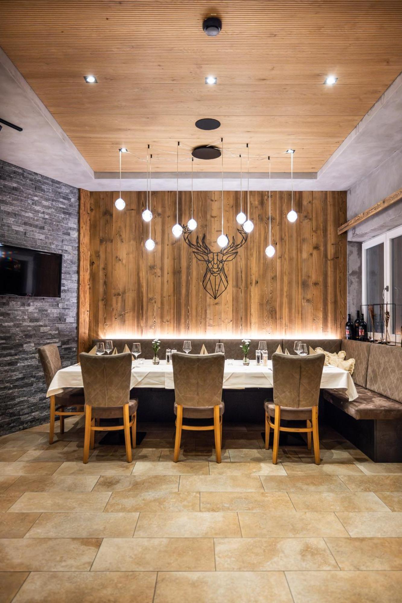 Hotel Hubertus 상트조한임퐁가우 외부 사진